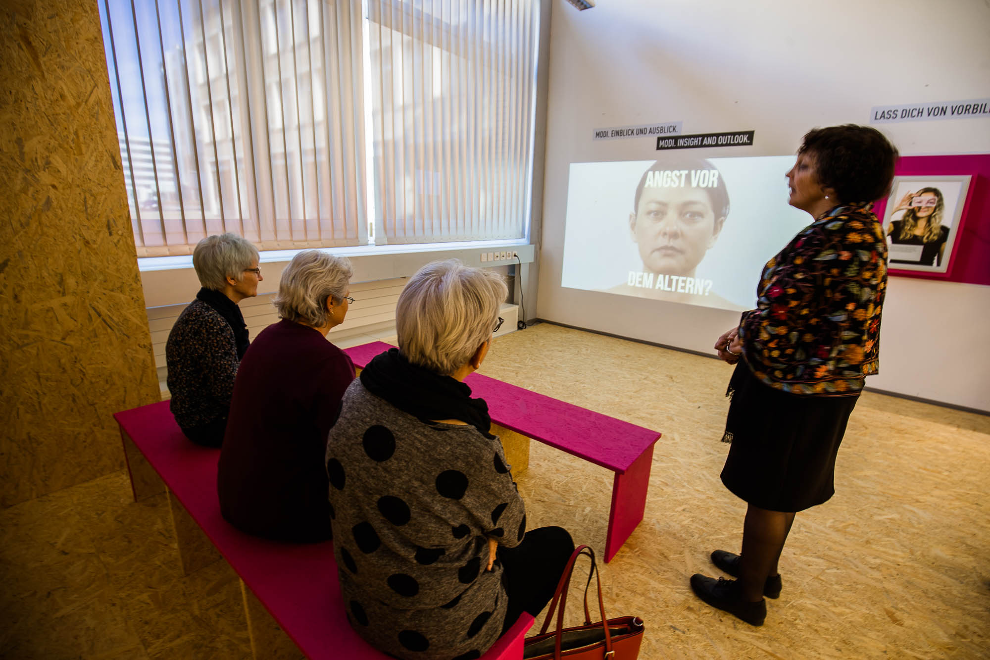 Export x3 1DX23290 Business 2020 Opening MOBI